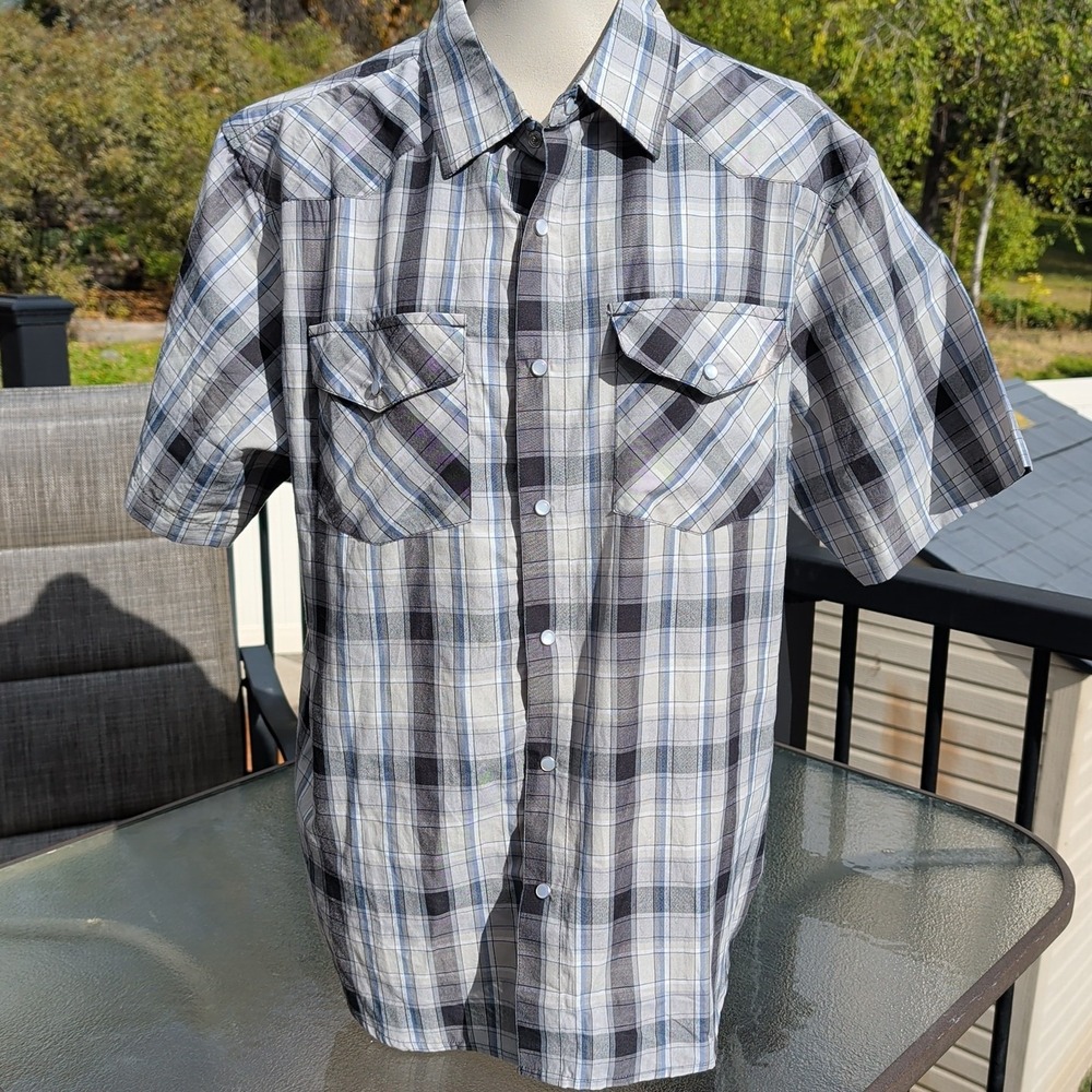 Americaware Mens Large Short Sleeve Button Up Shirt Pearl Snaps Grey Black Plaid